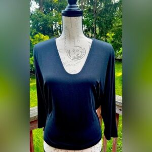 Valerie Stevens women’s top, size XL, stretch, excellent condition